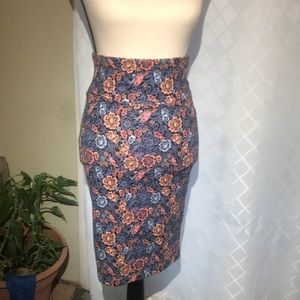 LULA ROE‎ Pencil Skirt
